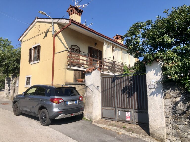 Casetta con giardino a Repen